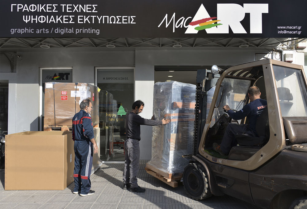 when it comes to digital print, it’s time to think bigger and brighter